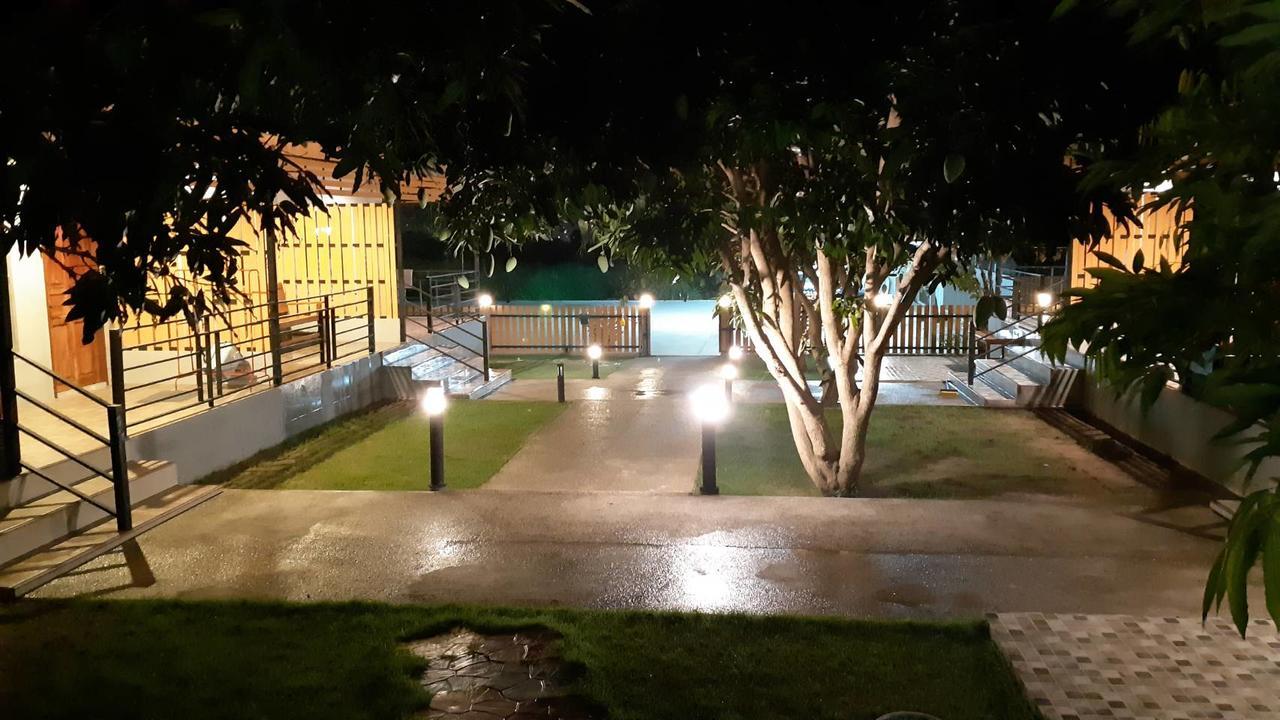 Green Mango Resort Nong Prue Exterior foto